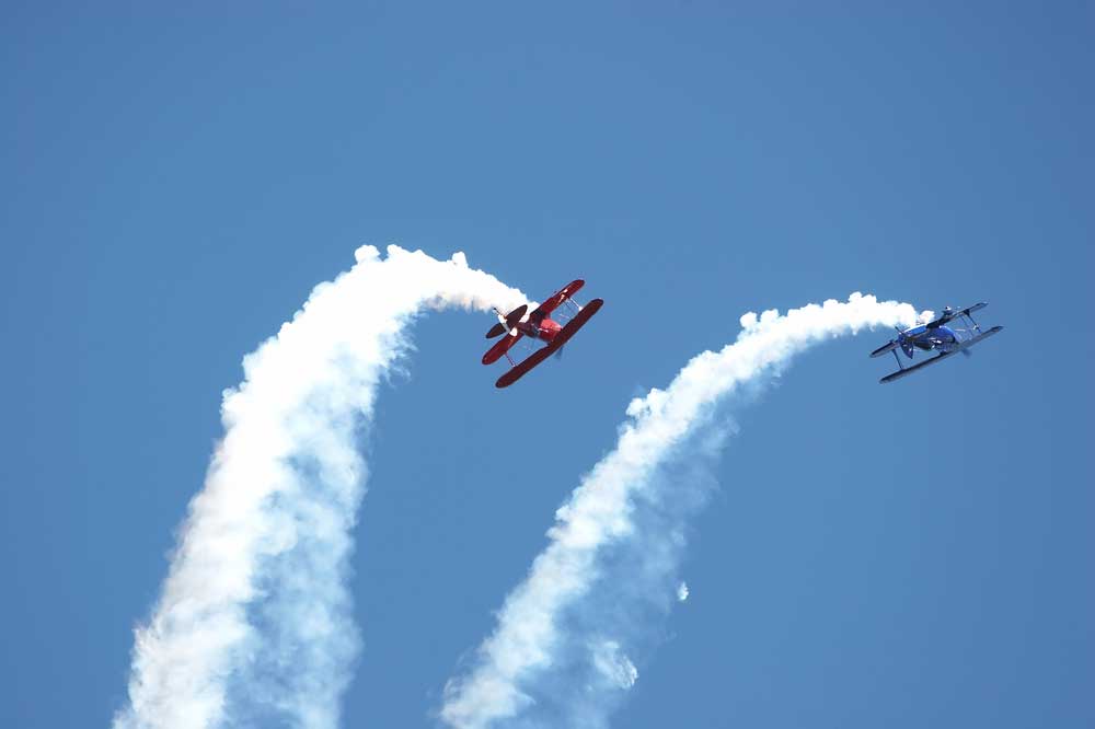 picture of aerobatics