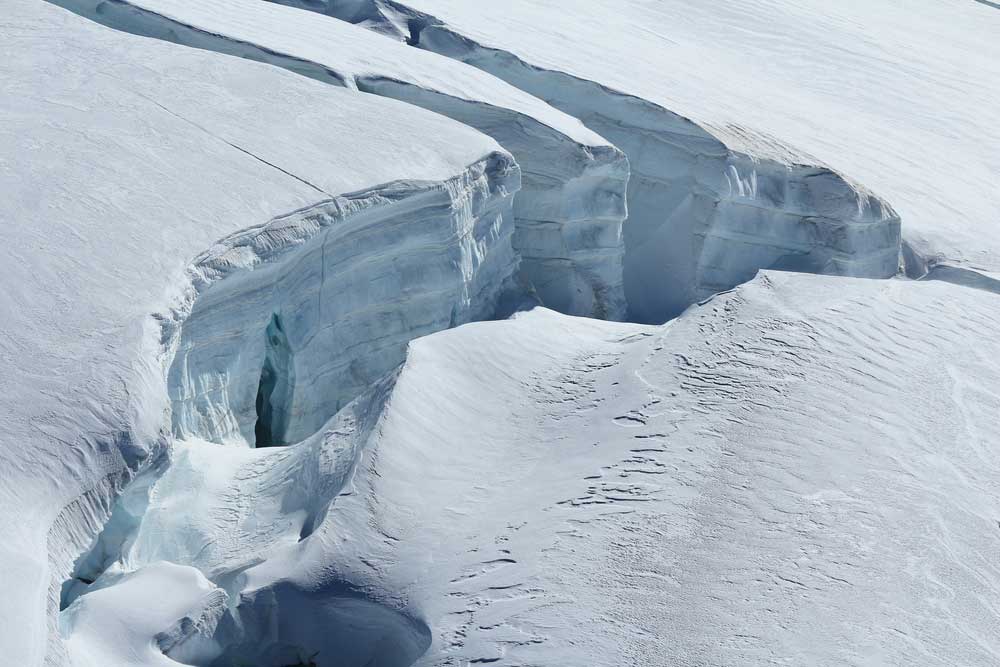 picture of crevasse