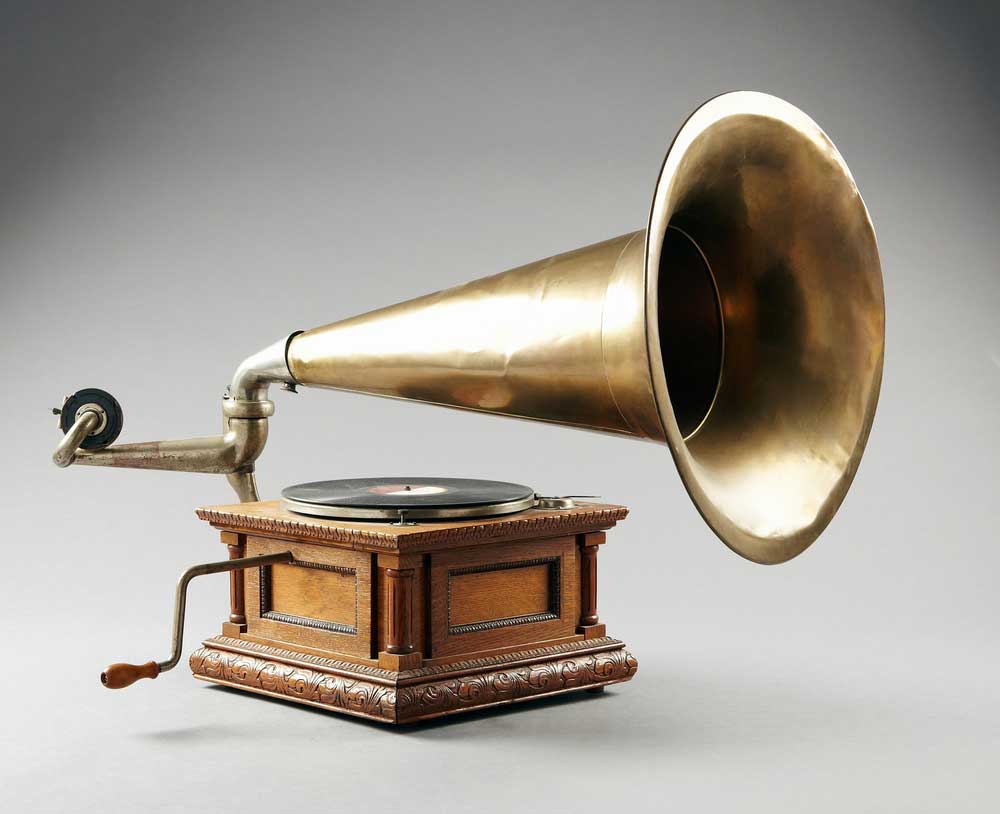 picture of phonograph