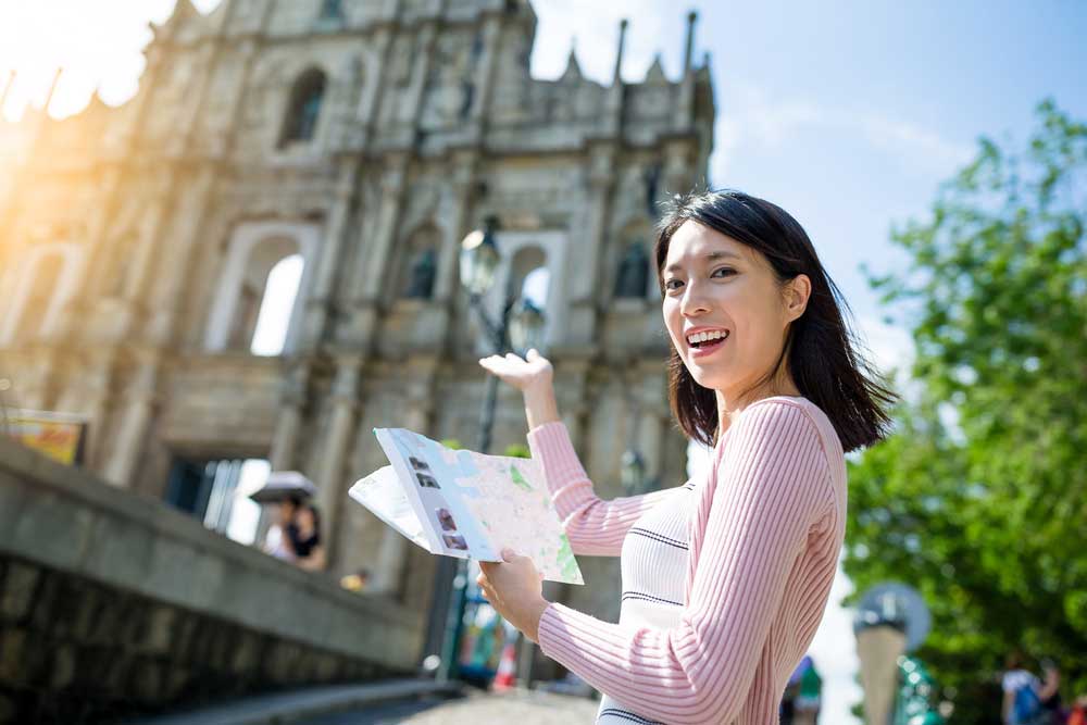 picture of tour guide